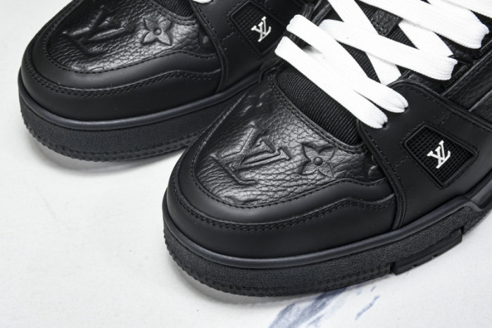 LOU1VTON SNEAKER