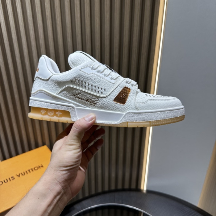 LOU1VTON SNEAKER