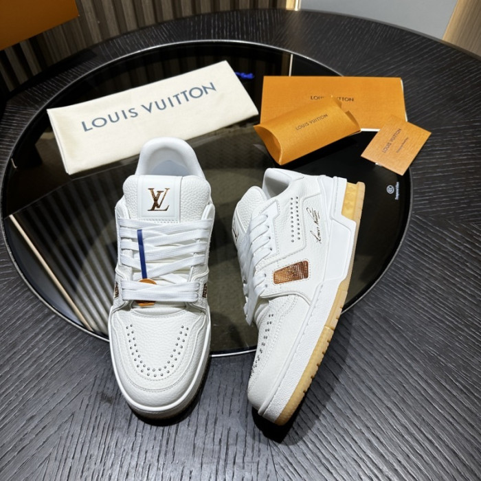 LOU1VTON SNEAKER