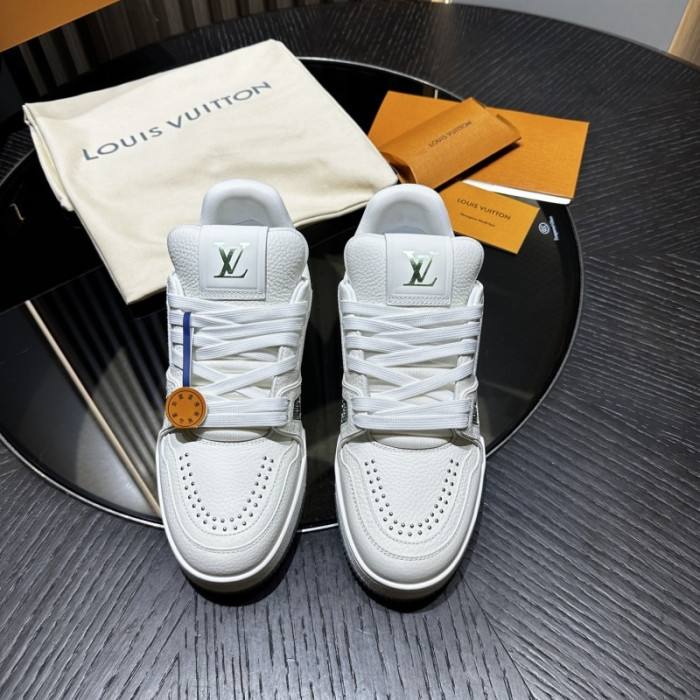 LOU1VTON SNEAKER