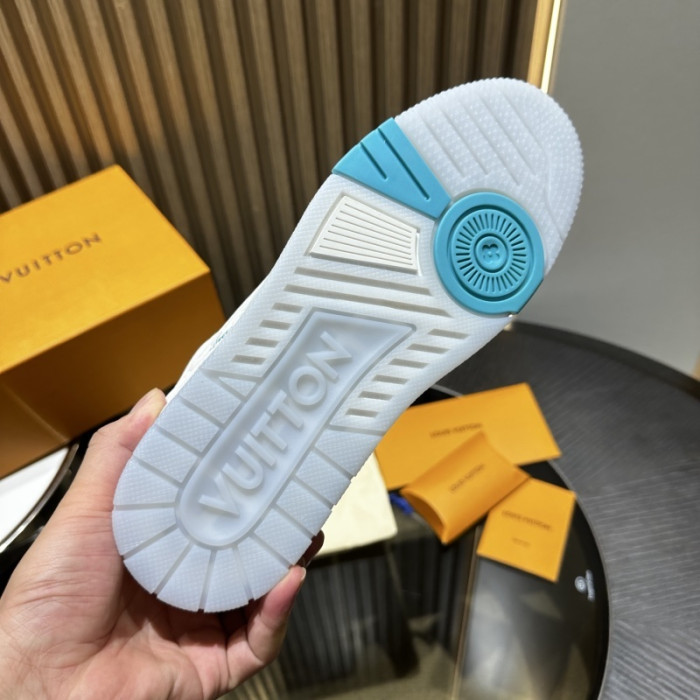 LOU1VTON SNEAKER