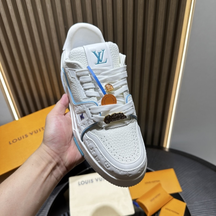 LOU1VTON SNEAKER