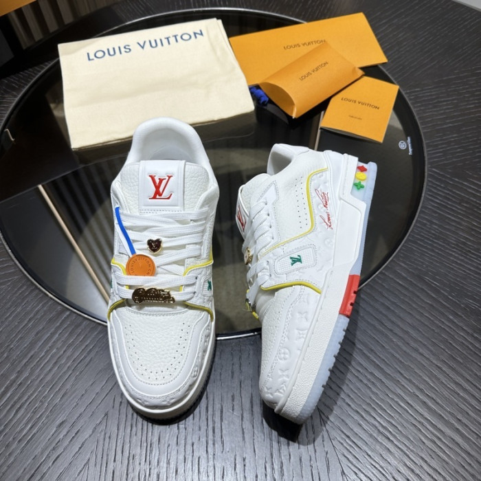 LOU1VTON SNEAKER