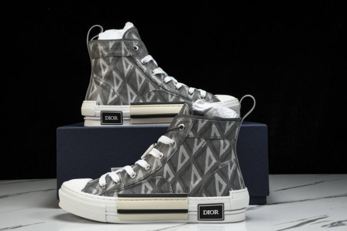 D1OR B23 SNEAKER