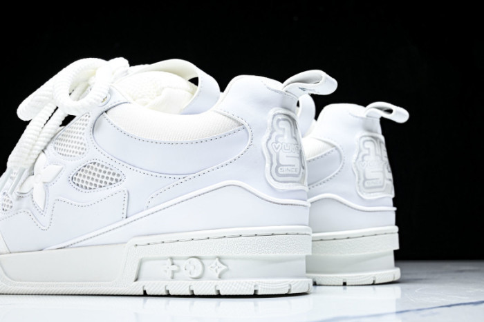 LOU1VTON SNEAKER