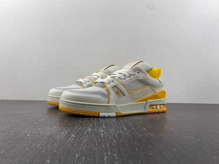 LOU1VTON trainer (EU47)