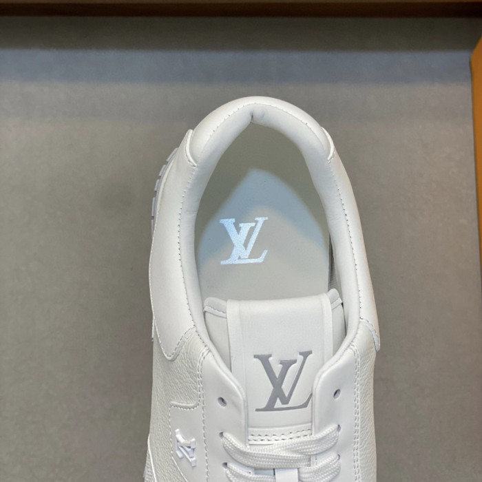 LOU1VTON SNEAKER