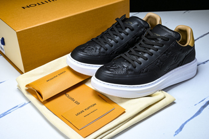 LOU1VTON SNEAKER