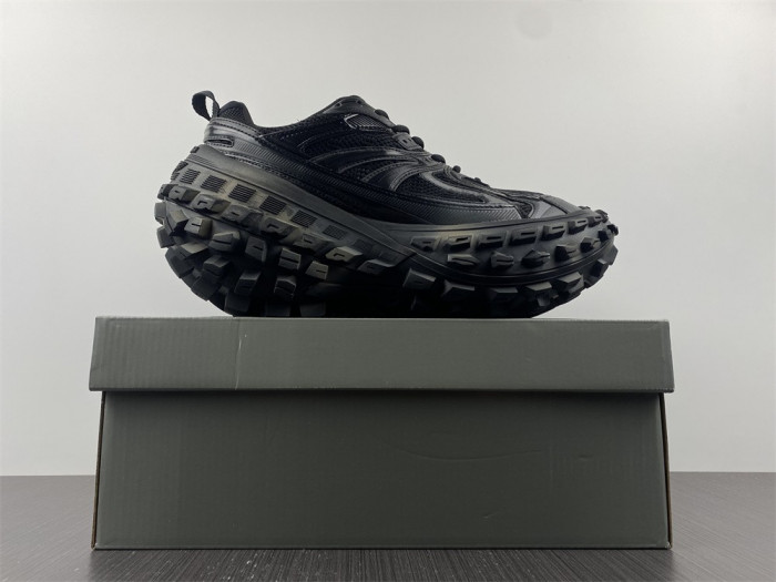 blc* defender sneaker