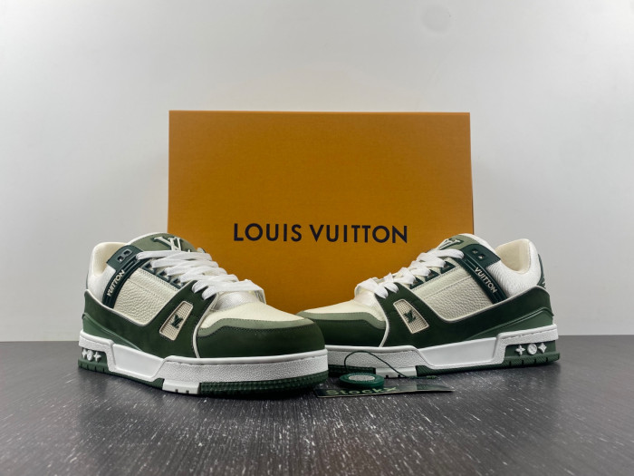 LOU1VTON trainer (EU47)