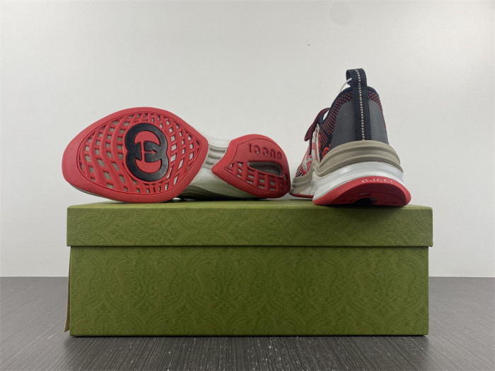 Gv*c1 run sneaker