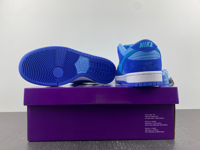 nike sb dunk low "blue raspberry" dm0807-400