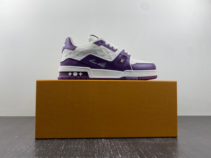 LOU1VTON trainer (EU47)