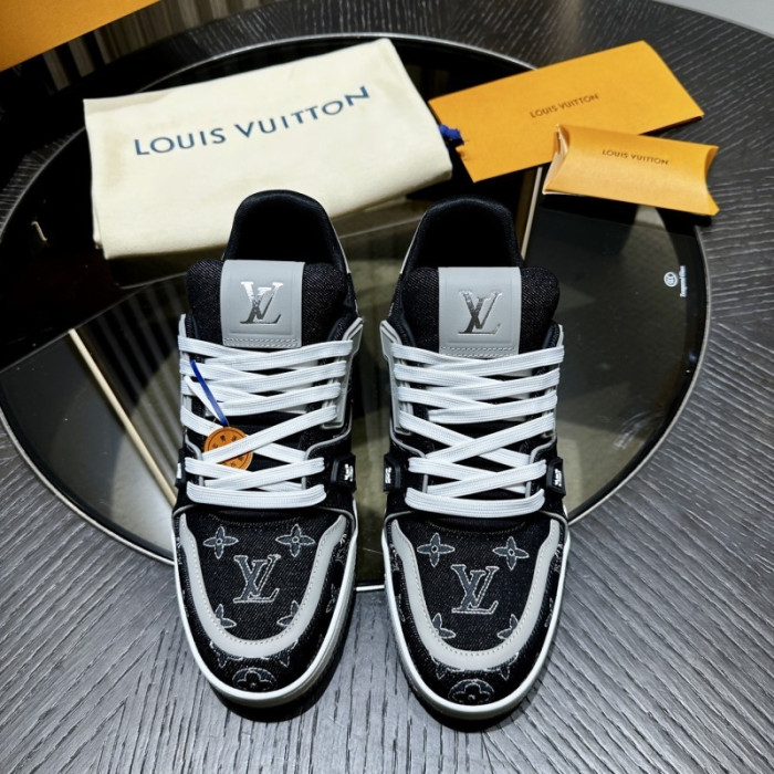 LOU1VTON SNEAKER