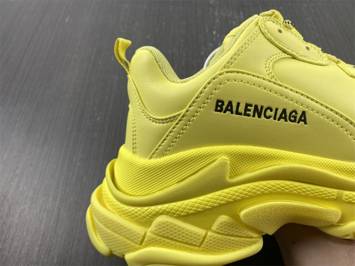 blc* triple s trainer