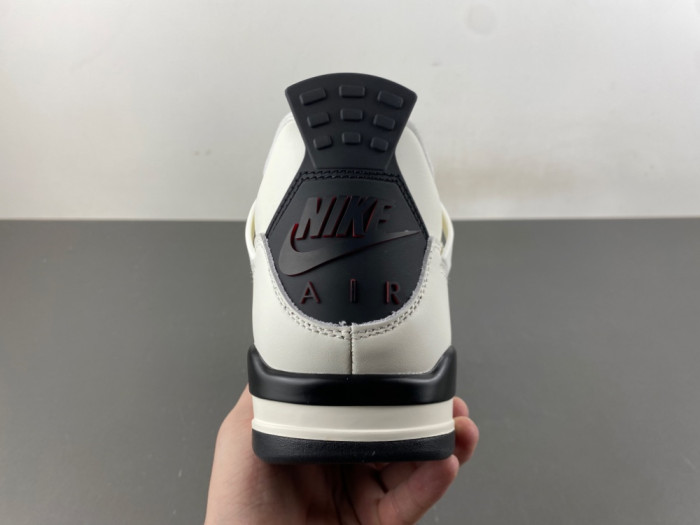 Jordan 4 Retro OG Flight Club IM4002-100