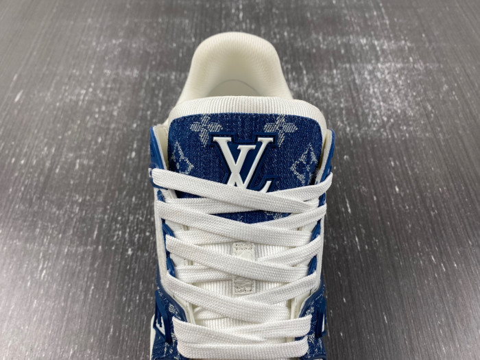 LOU1VTON trainer (EU47)