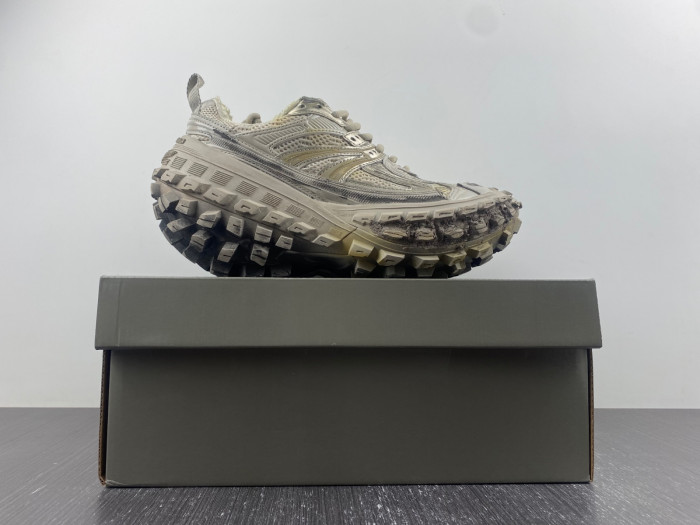 blc* defender sneaker