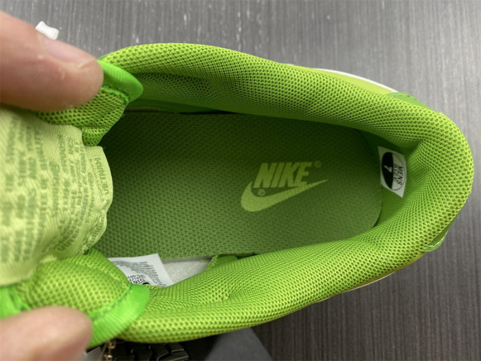 nike dunk low chlorophyll - dj6188-300