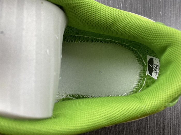 nike dunk low chlorophyll - dj6188-300