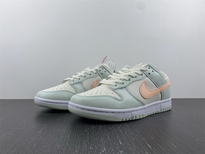 nike dunk low barely green dd1503-104