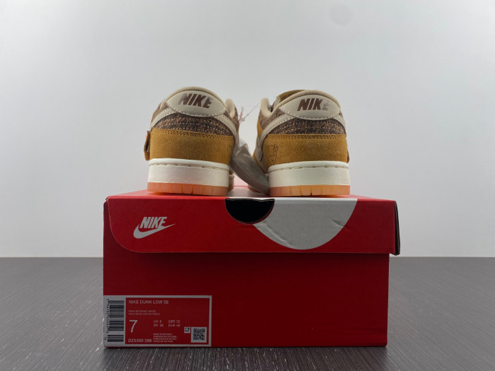 nike dunk low teddy bear dz5350-288