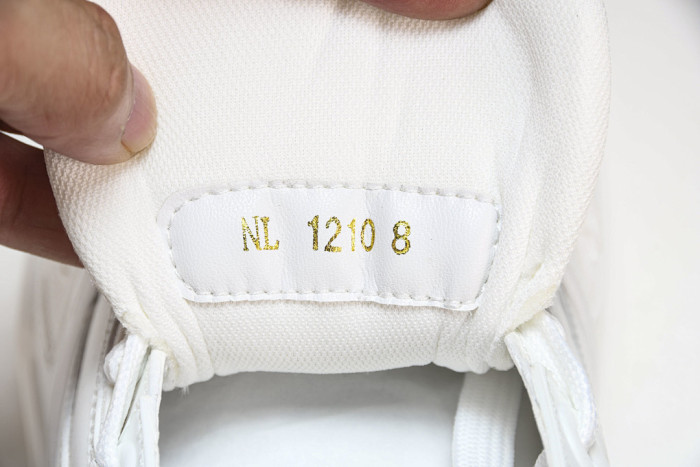 LOU1VTON SNEAKER