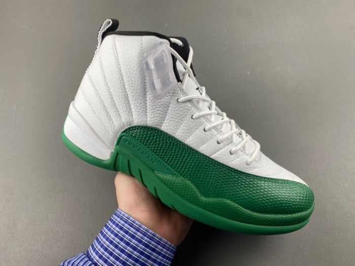 Air Jordan 12“Bucks” CT8013-100