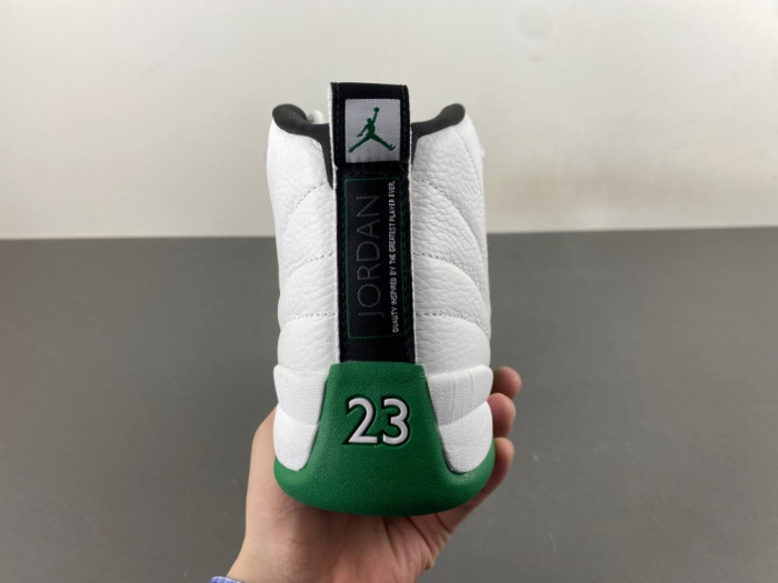 Air Jordan 12“Bucks” CT8013-100