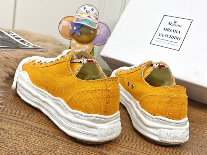 Ma*s*n mihara yasuhiro low-top sneakers mmy-011