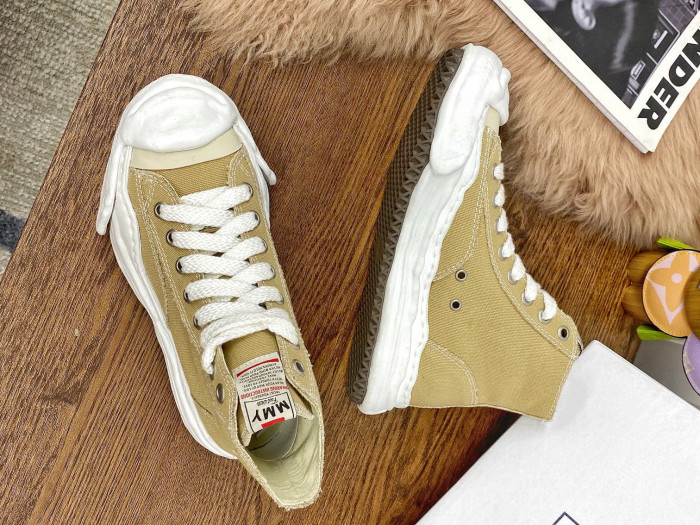 Ma*s*n mihara yasuhiro high-top sneakers mmy-007