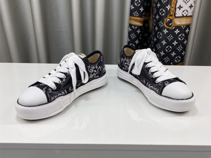 Ma*s*n mihara yasuhiro low-top sneakers mmy-031