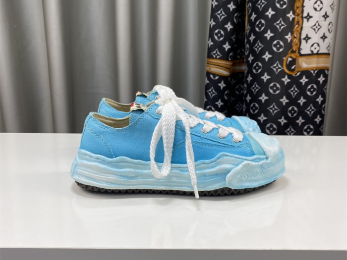 Ma*s*n mihara yasuhiro low-top sneakers mmy-037