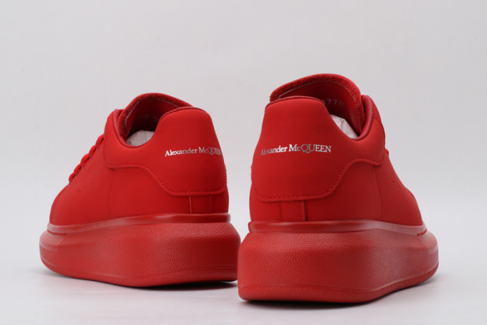 Mcqv*en oversized sneaker