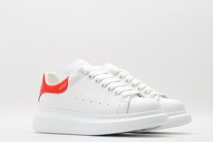 Mcqv*en oversized sneaker