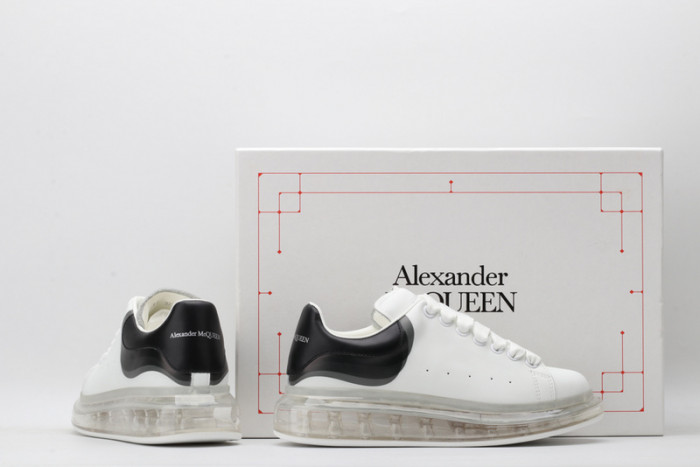 Mcqv*en oversized sneaker
