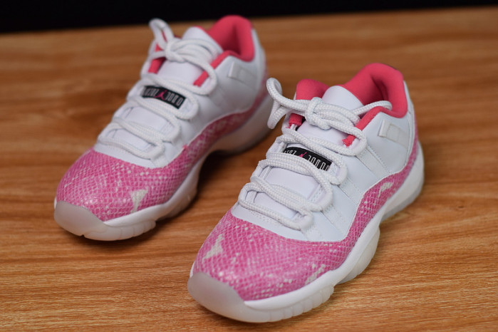 air jordan 11 low white pink snakeskin ah7860-106