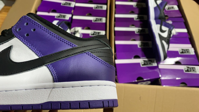 nike sb dunk low court purple bq6817-500