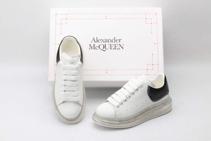 Mcqv*en oversized sneaker