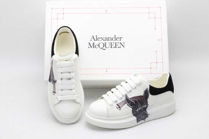 Mcqv*en oversized sneaker