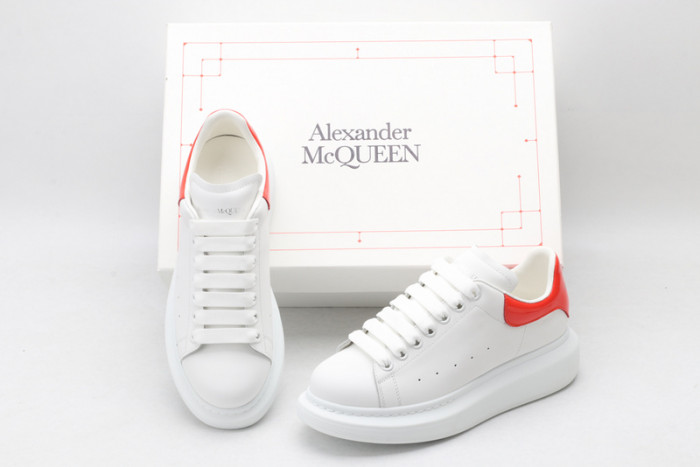 Mcqv*en oversized sneaker