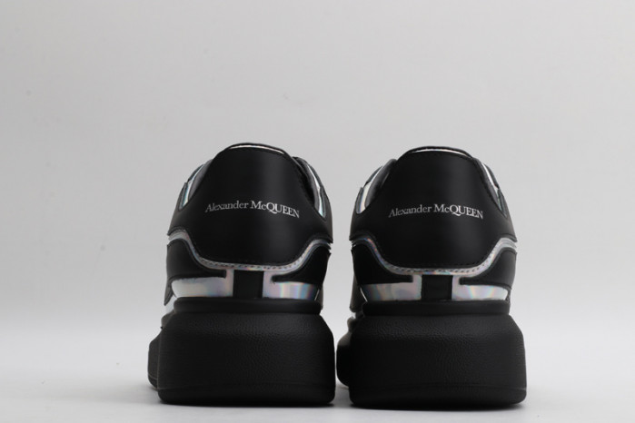 Mcqv*en oversized sneaker