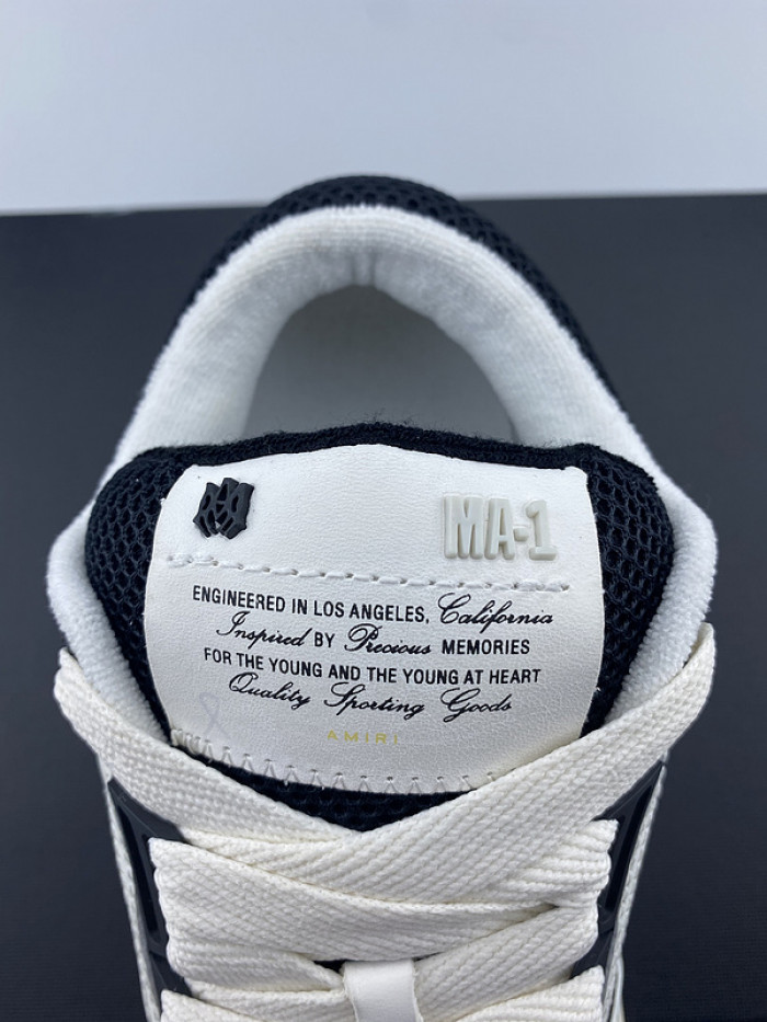 LOU1VTON SNEAKER