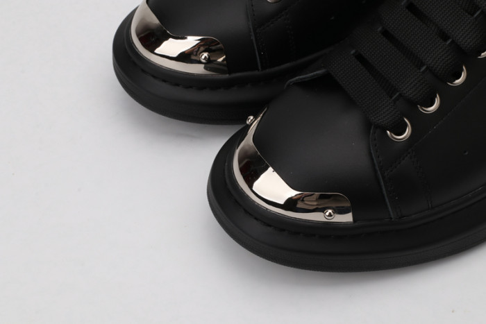 Mcqv*en oversized sneaker