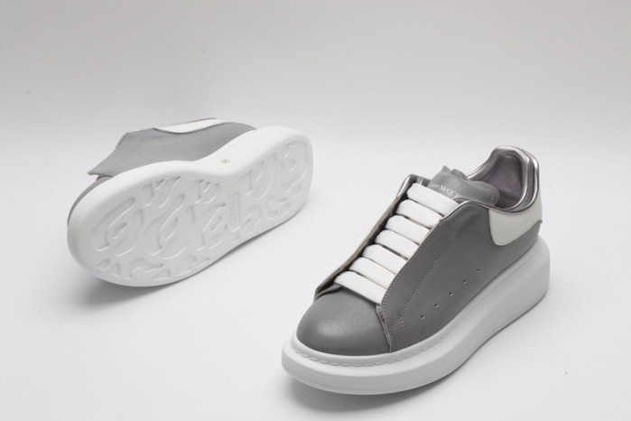 Mcqv*en oversized sneaker