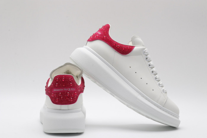 Mcqv*en oversized sneaker