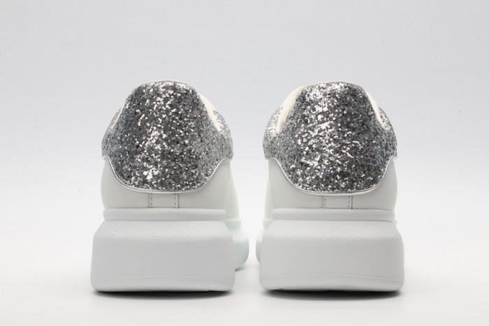 Mcqv*en oversized sneaker