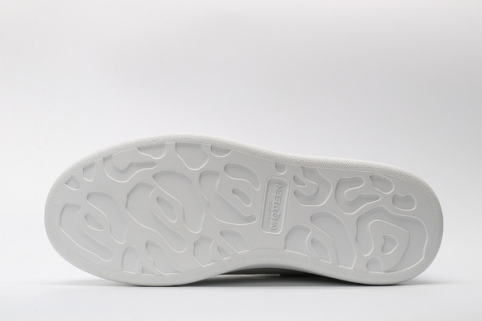 Mcqv*en oversized sneaker