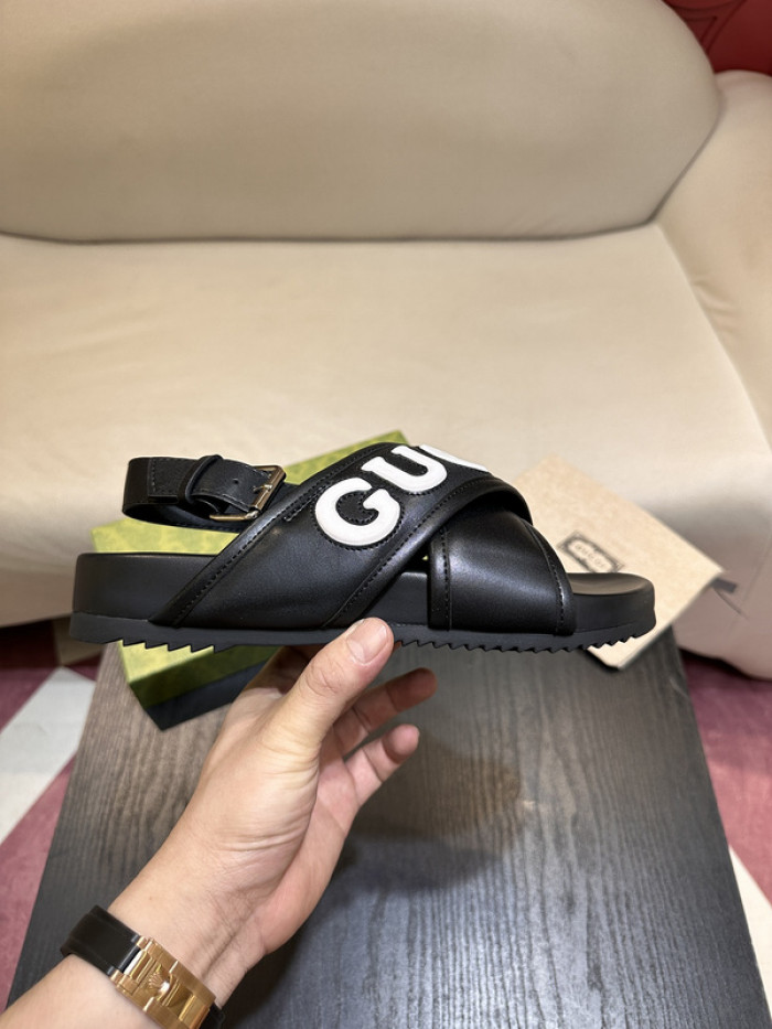 G*u*i sandals (eu38-eu45)