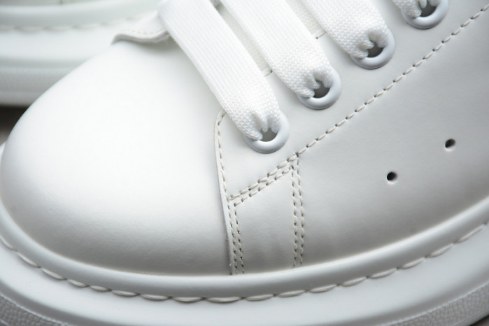 Mcqv*en oversized sneaker